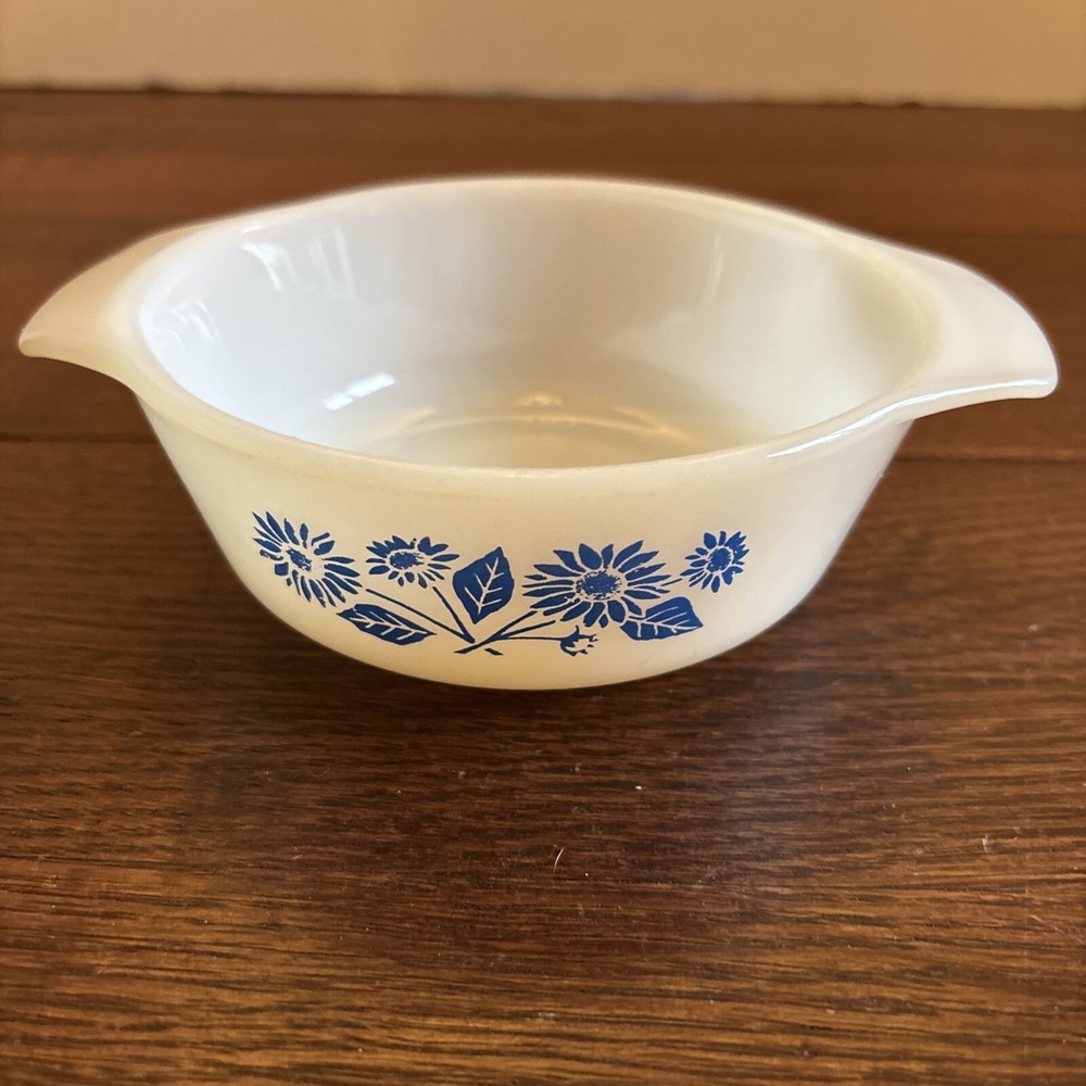 Vintage Fire King Blue Cornflower #472 12 oz Individual Casserole Dish No Lid